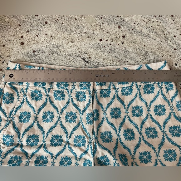Ann Taylor LOFT Embroidered Floral Linen Riviera Shorts - Picture 6 of 6